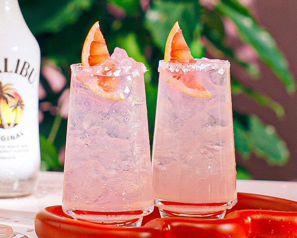 2 Pink Paloma Drinks